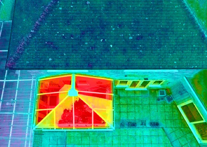 Thermal image showing heat loss through an uninsulated conservatory roof